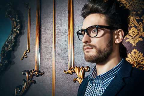 A Detailed Overview of the Eyeglasses Manufacturing Process