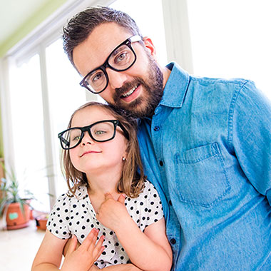 4 Best Aspects to Help Your Kid Look Good in Prescription Eyeglasses