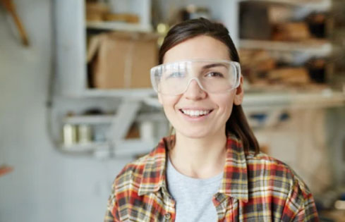 Keep The Fog Away: Face Masks & Your Prescription Safety Glasses