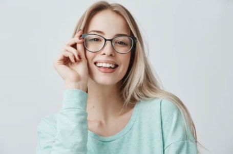 Do You Need New Glasses? – Signs to Keep an Eye Out For